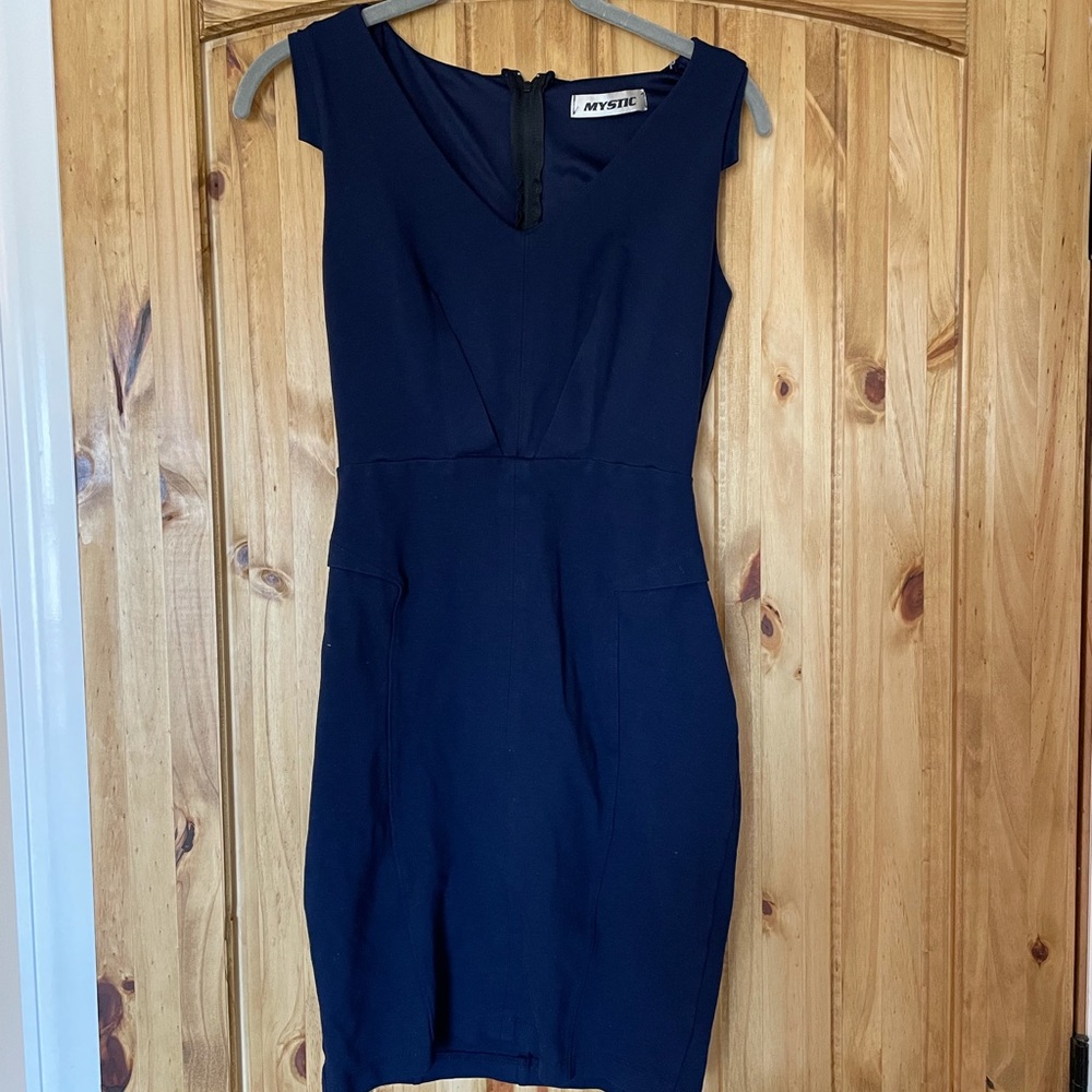 Mystic Dress Navy size Med